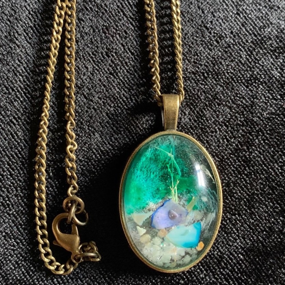 Beachy pendants. Handmade bronze.